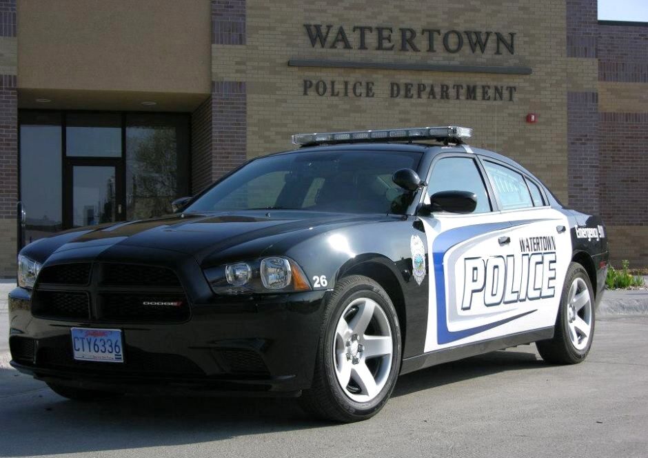 POLICE 1 e1751893282816