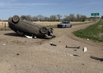 Tractor hits car e1746644579950