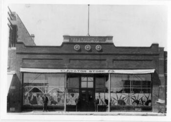 Websters Elevator Store 1990. Photo South Dakota State Historical Society