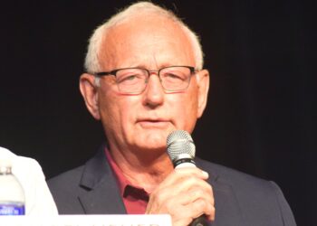 Forum Byron Callies