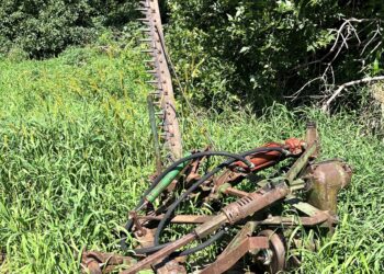 old JD mower