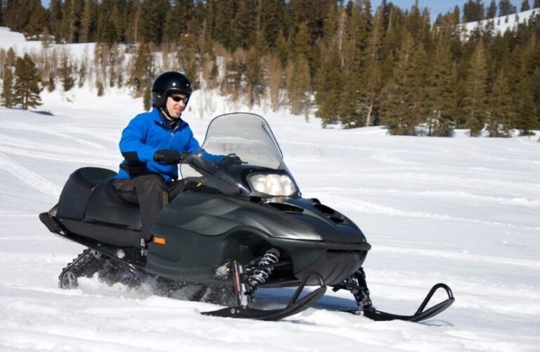 Snowbobiler