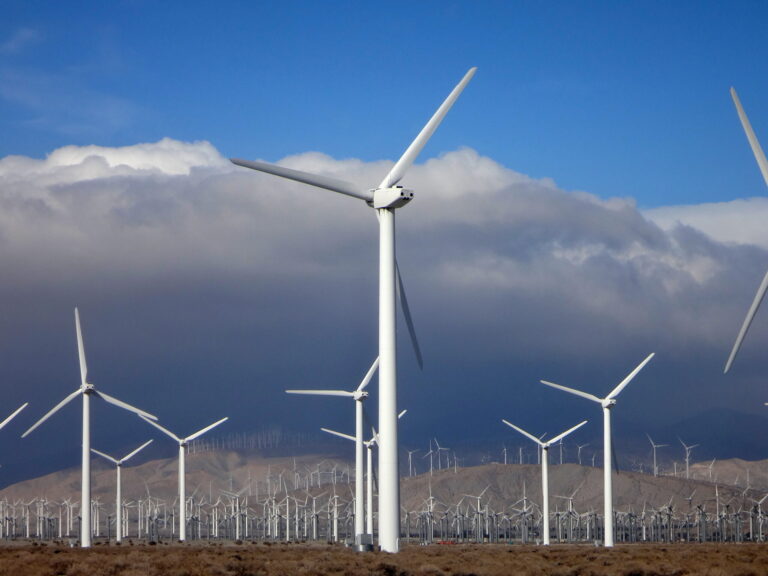 Wind turbines in southern California 2016
