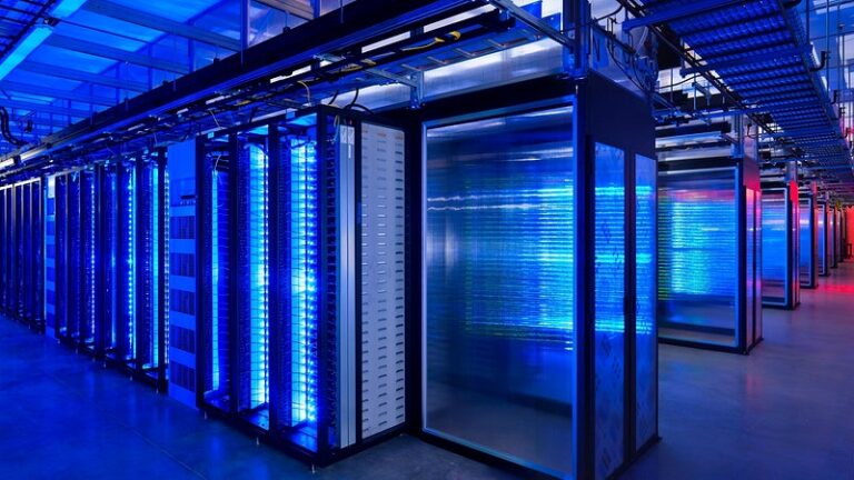 data center Rawpixel
