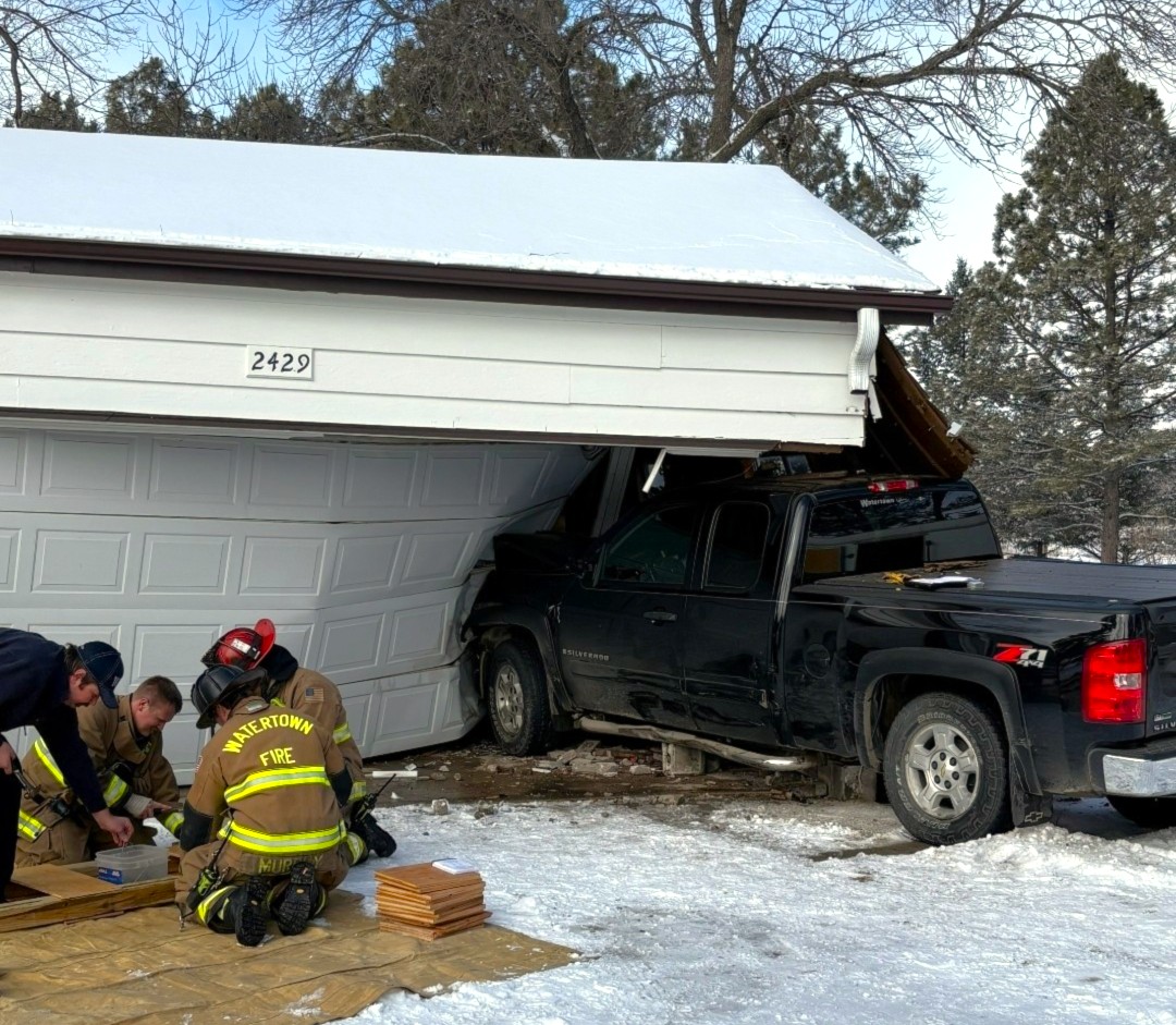 03072026 pickupvsgarage1 002