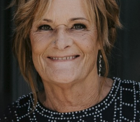 Theresa Behlings