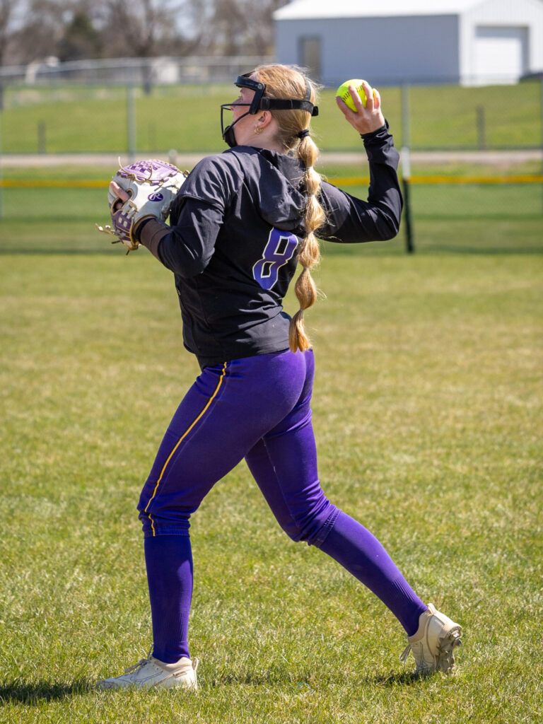 Kodi Lund throws the ball