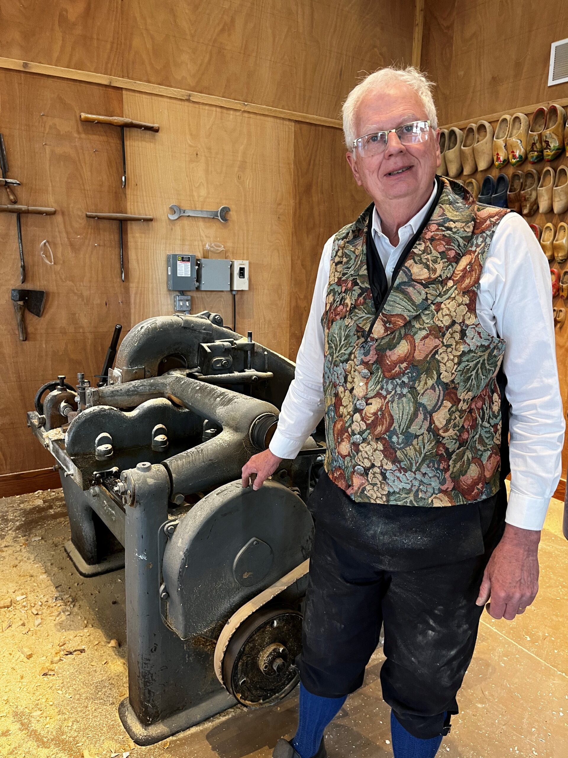 Jerry Dykstra wooden shoemaker