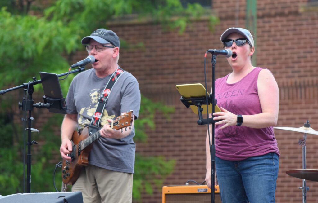 Weather cuts short Concerts on Kemp opener 5 Red5