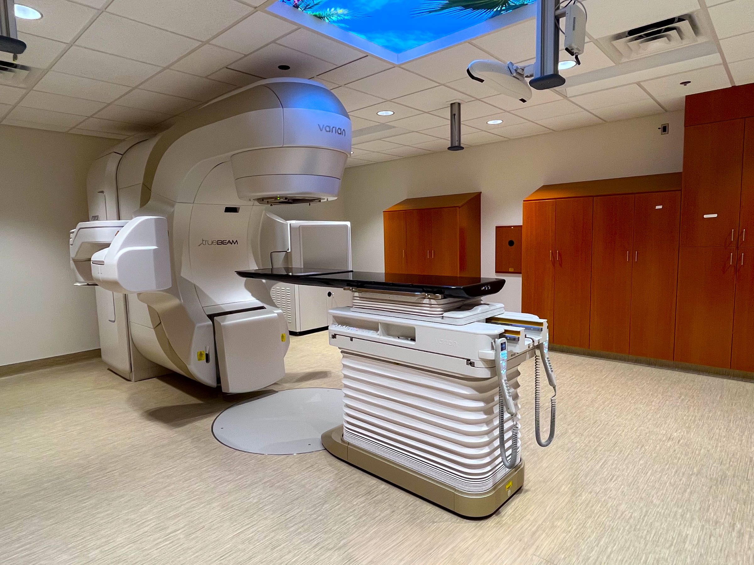 IMG 7335 cancer center LinAcc resize