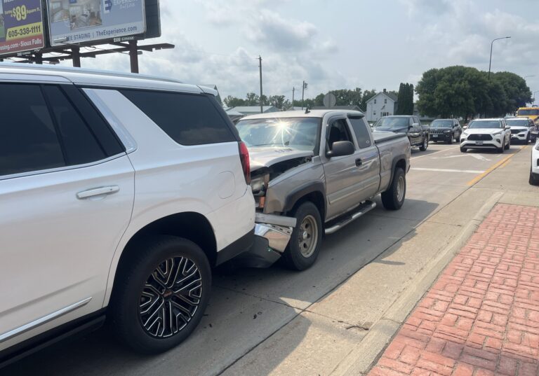 8 11 26 Motor Vehicle Crash